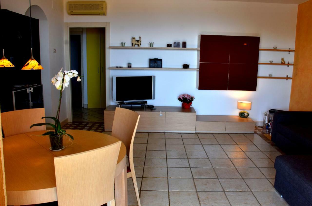 Taormina Sunny Apartment - Taormina Holidays ภายนอก รูปภาพ