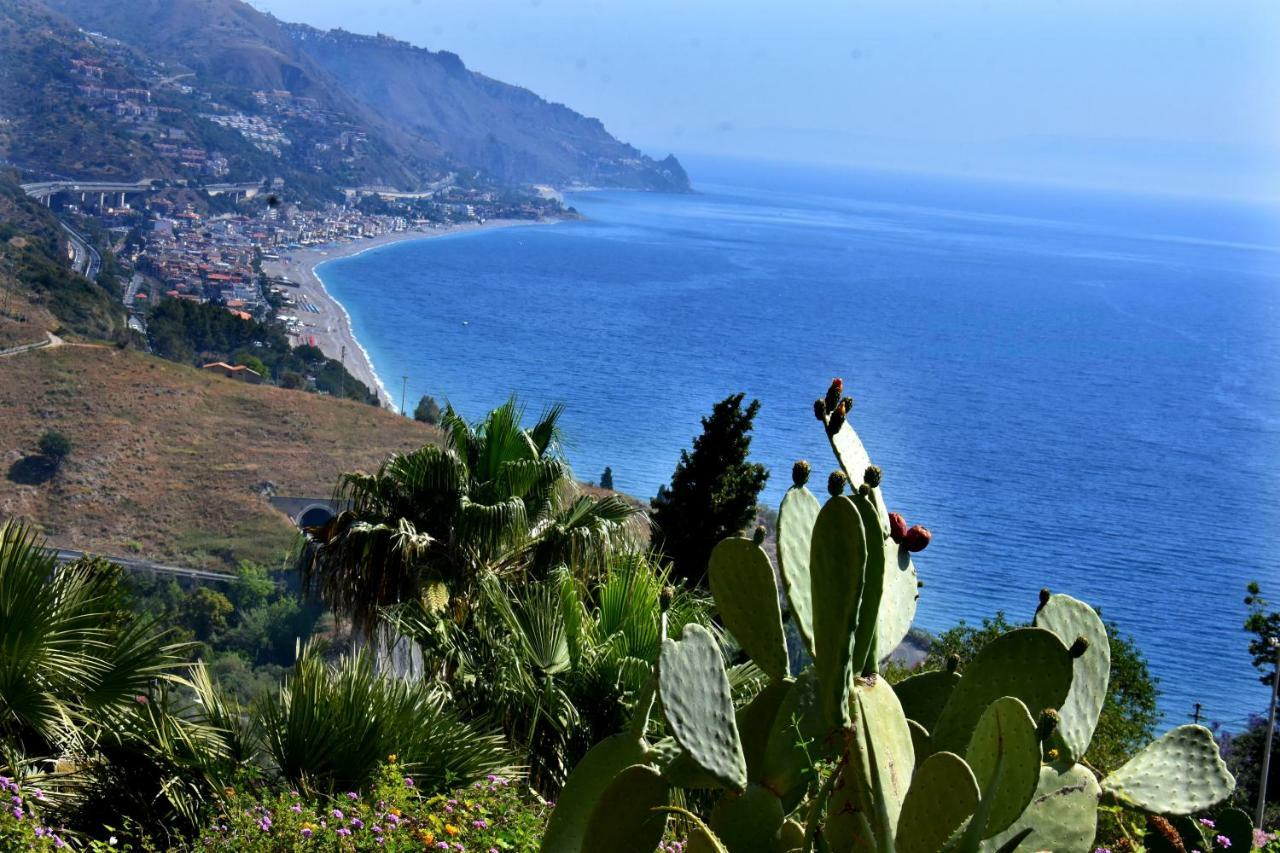 Taormina Sunny Apartment - Taormina Holidays ภายนอก รูปภาพ